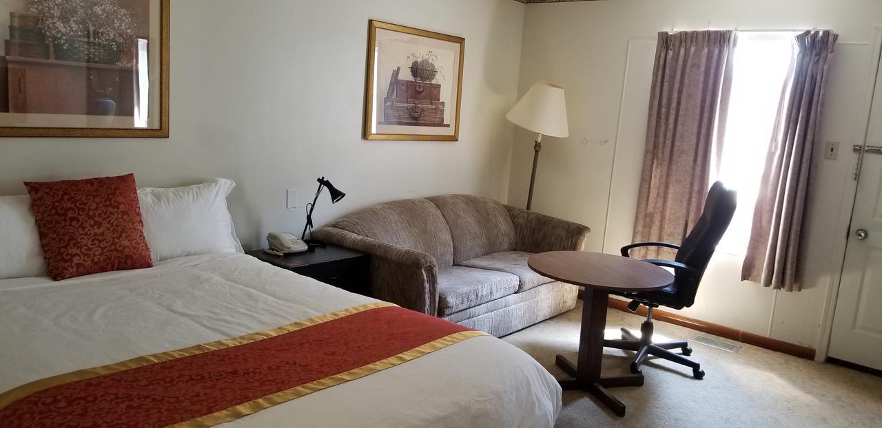 ברנדון Redwood Motor Inn מראה חיצוני תמונה