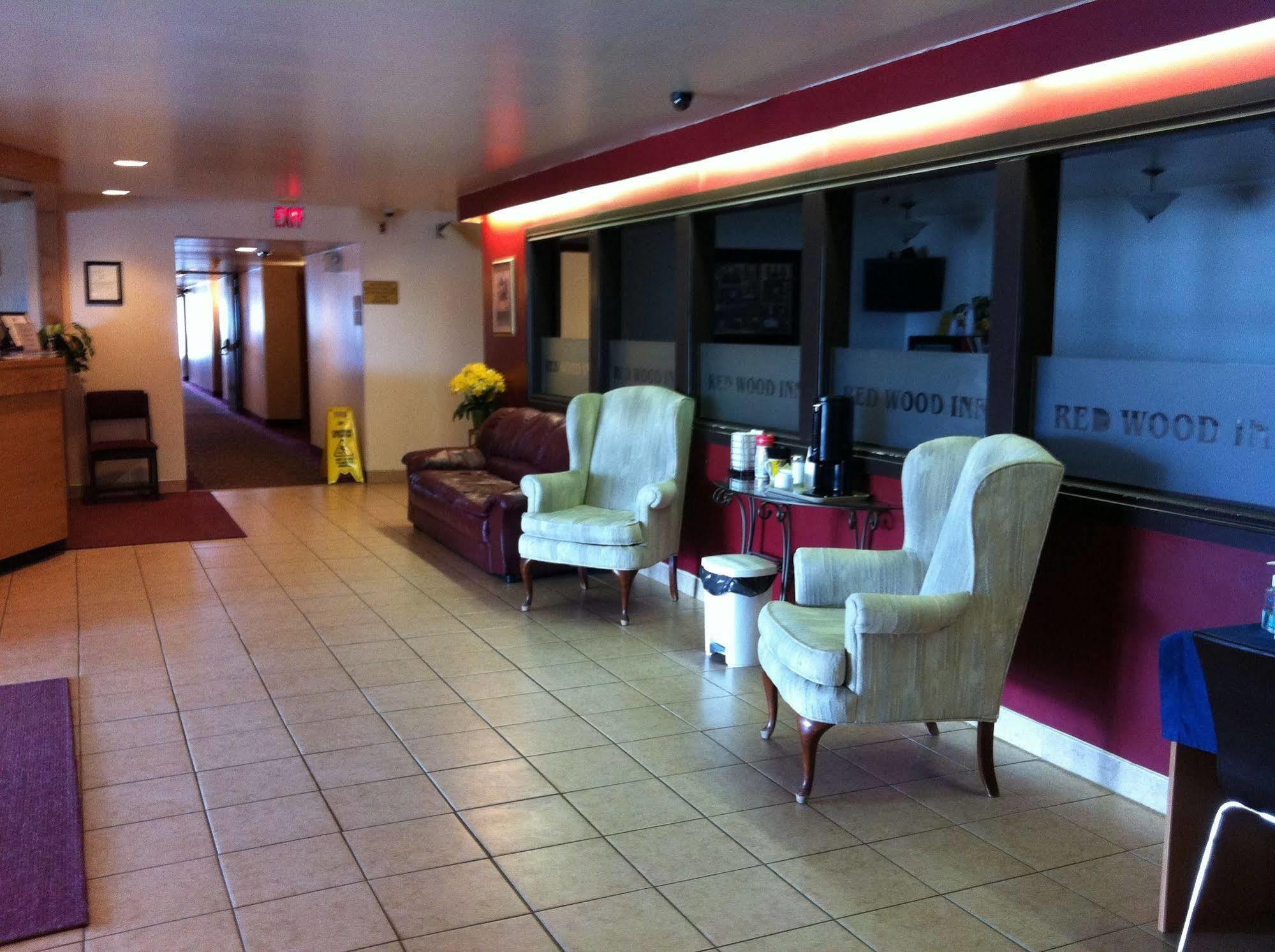 ברנדון Redwood Motor Inn מראה חיצוני תמונה